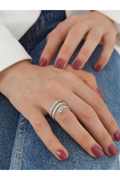 Çlk Accessories خاتم حلزوني فاخر بتفاصيل حجرية