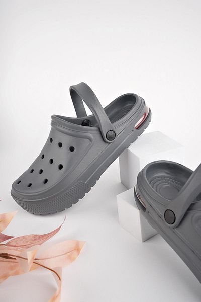 XStreet Unisex Slippers Sandals - Air-Crx Closed, Water Resistant, for Hospital Doctor Nurse