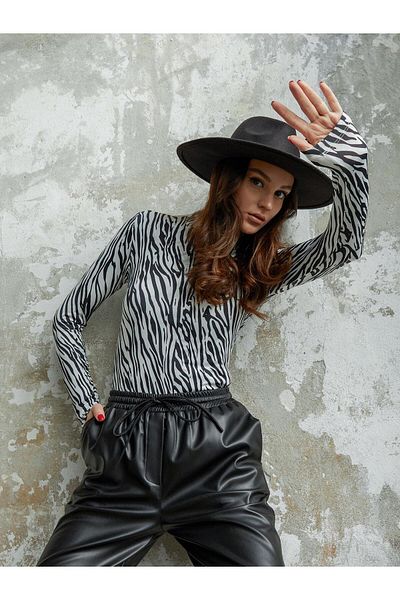 Juste Studio Zebra Pattern Turtleneck Black Bodysuit