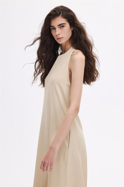 SHERIN Bej Sırtı Açık Elbise