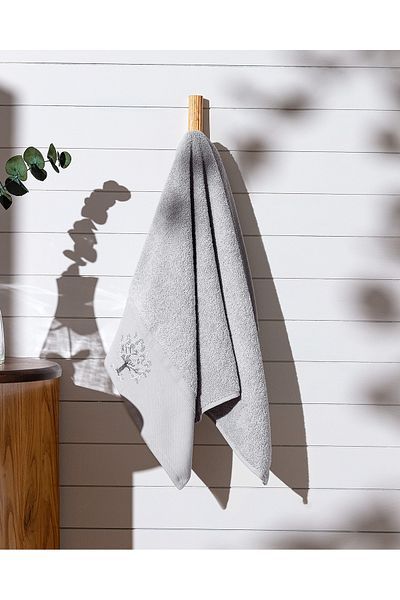 Madame Coco Orva Embroidered Face Towel