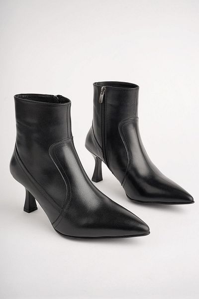 MUGGO NATALIE Garantierte Damenstiefel aus echtem Leder mit spitzer Zehenpartie und Reißverschluss und dünnem Absatz