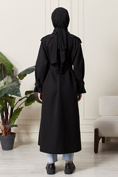 Aranlı tekstil Γυναικεία καμπαρντίνα μεσαίου μήκους με λεπτομερή απολέτα, υδατοαπωθητικό ύφασμα και ζώνη