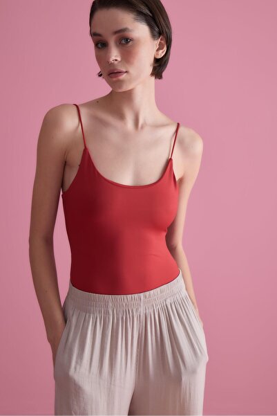 TUBİA Γυναικείο κόκκινο λουράκι με κουμπωτό κορμάκι