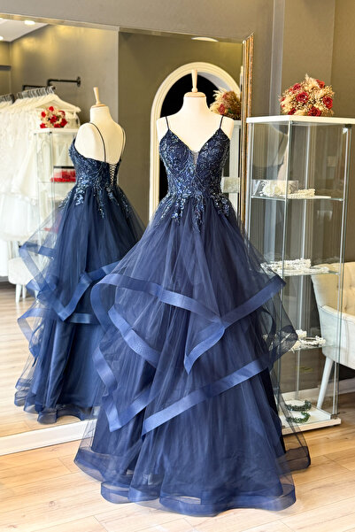 Lenta Moda Lacivert Gren Etekli Çiçek Desen Dantel Kaplamalı Maxi Boy Abiye ve Gece Elbisesi