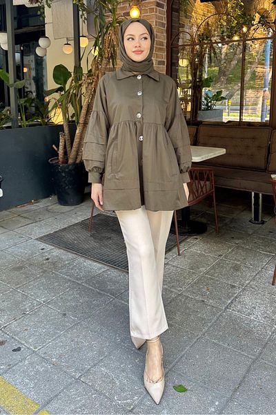 Oven Garnished Lined Short Trench Coat - Khaki