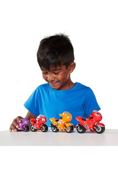 Tomy مجموعة عائلة ريكي زوم Trz20048