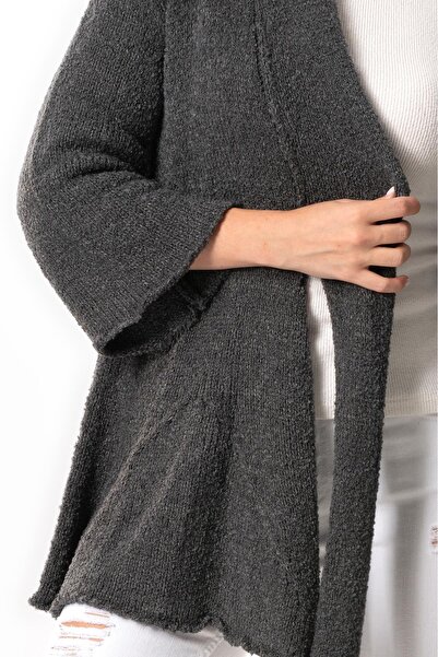 Eliş Şile Bezi Фумі кольоровий осінній та зимовий трикотажний кардиган - довгі рукави та деталі Vahide