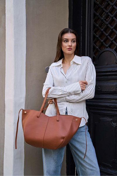 Madamra Braune Portemonnaie-Pole-Hand- und Umhängetasche für Damen
