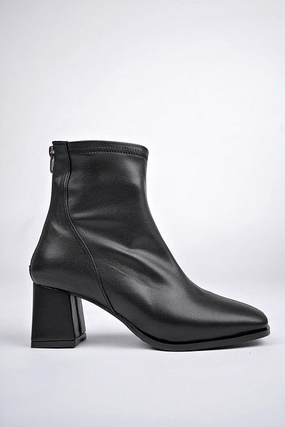 MUGGO Γυναικείες μπότες με τακούνι Storm Guaranteed Blunt Toe με φερμουάρ στην πλάτη