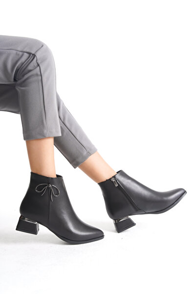 Limeo Short Heeled Zippered Metal Knot Detailed Women's Black Boots Bootie