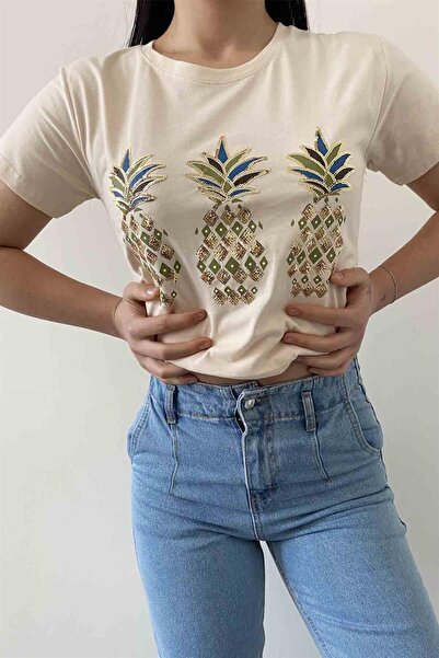 İstangül Butik Γυαλιστερό μπλουζάκι με λαιμόκοψη Pineapple