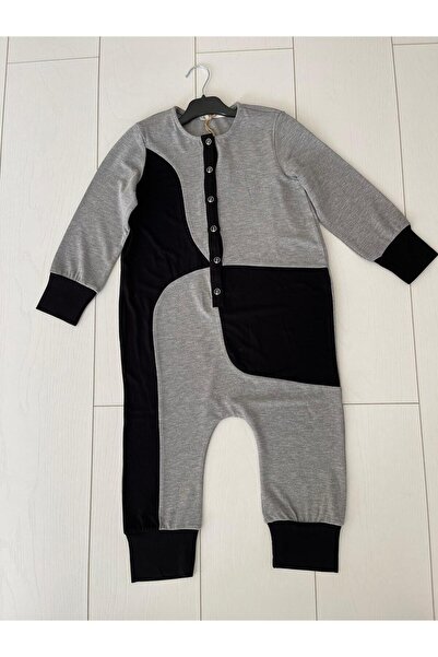 Oliven The Kid Чорно-сірий трикотажний комбінезон з коміром-стійкою
