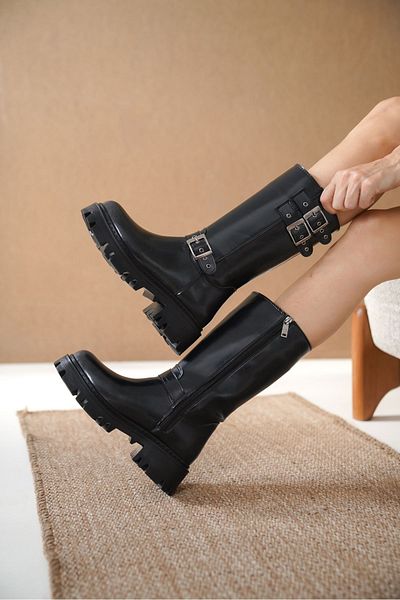 GOFFSHOES Women's Monre Flat Bottom Buckle Boots - Black-Patent