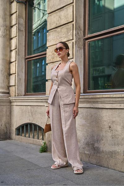 YOUR NAME Beige Women's Vest and Square Collar Trousers Set