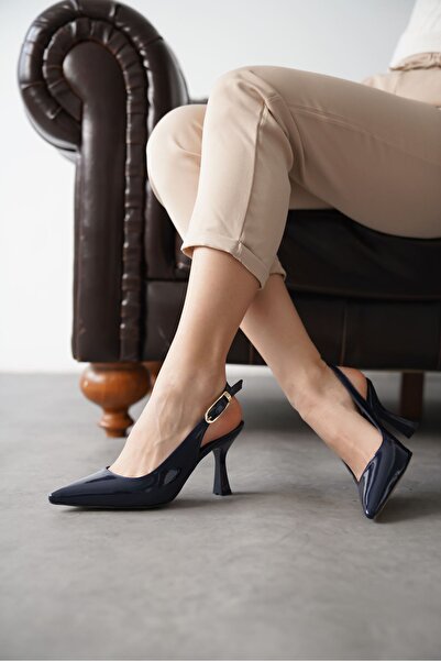 GOFFSHOES Жіночі туфлі на гострих підборах Ovis темно-синього кольоруRugan