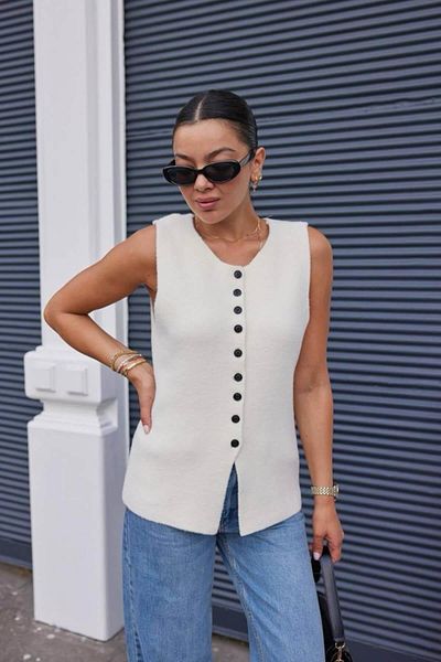 Ravencia Ecru Women's Knitwear Vest - Buttoned