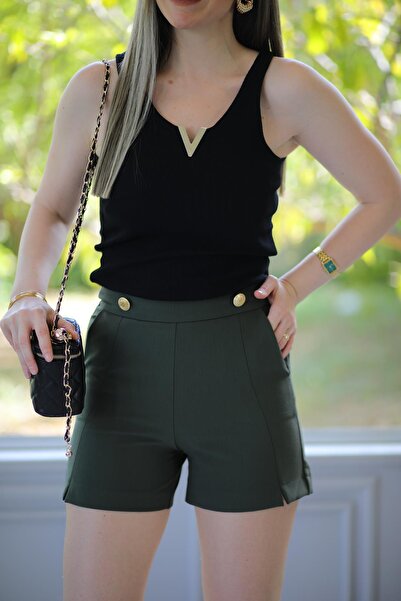 elif teke Green Shorts - Gold Buttons
