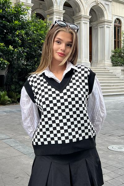 la & vetta Black Checkerboard Patterned V-Neck Knitwear Sweater