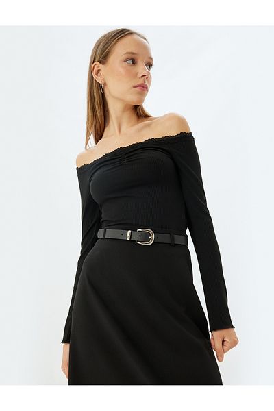 Koton Long Sleeve Body Boat Neck Off-The-Shoulder Ribbed Lace Detailed Slim Fit