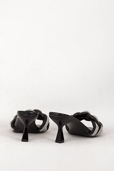 Dericlub Παντόφλες Zy 7583 με κοντό τακούνι με πλεκτό λουράκι από μαύρη πέτρα