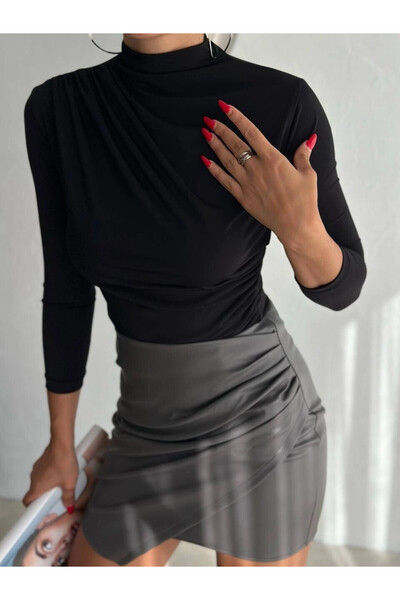 hazelin Black Sandy Blouse - Shoulder and Waist Gathered, Half Turtleneck Hzl24W-Fry 122451