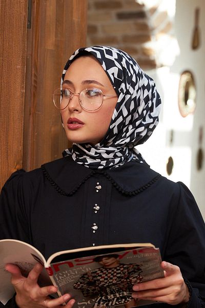 İpekhan Colorday Mono Soft Scarf Black White 1152-17