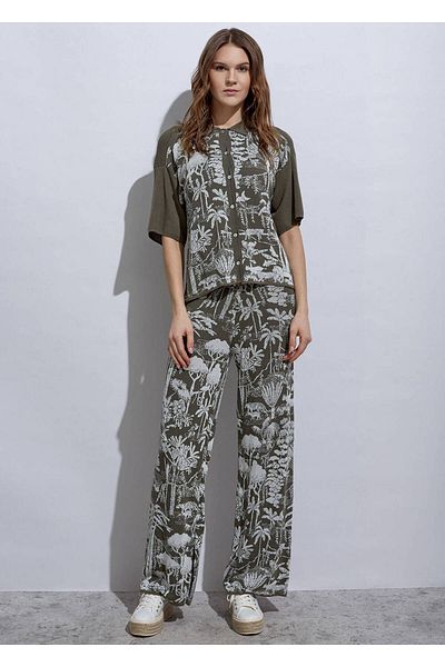 Knitss Tropical Patterned Ecru Khaki Knitwear Top