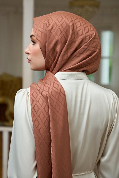 İpekhan 9015-03 Μοντέλο Milk Coffee Silky Jacquard Shawl - Summer Sparkle Collection