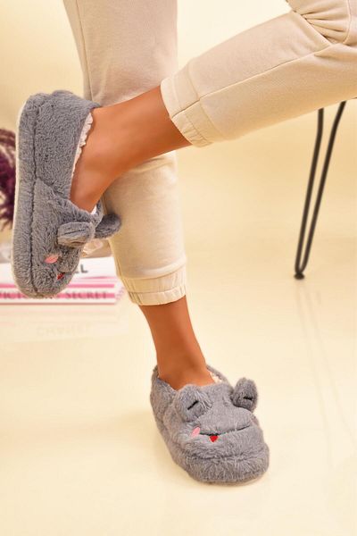 Peta Women's Cute Animal Figure Detailed Slippers