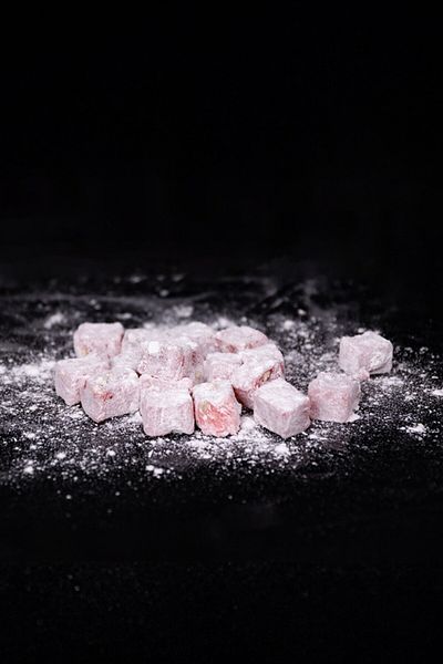 kerebiçci oğuz mersin Turkish Delight with Pomegranate and Pistachio Powdered Sugar 1kg
