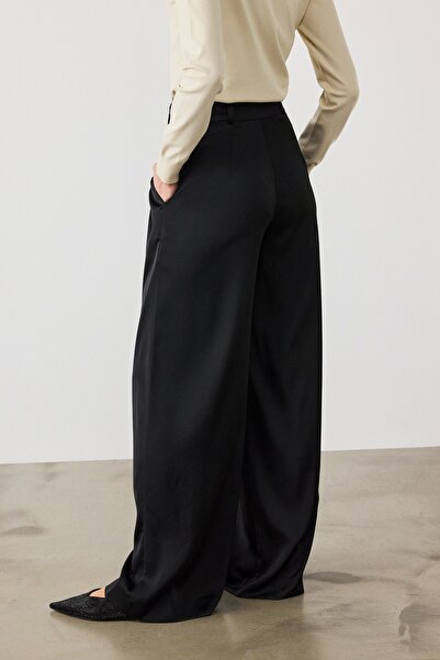 Mısırlı Siyah Pileli Palazzo Kadın Pantolon