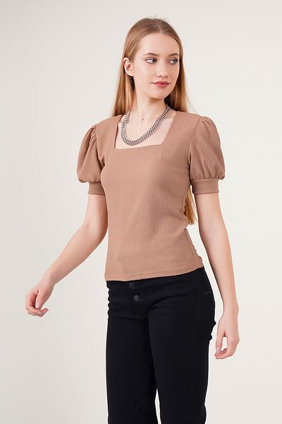 Bigdart 0409 Model pletená blúzka so štvorcovým výstrihom - čierna