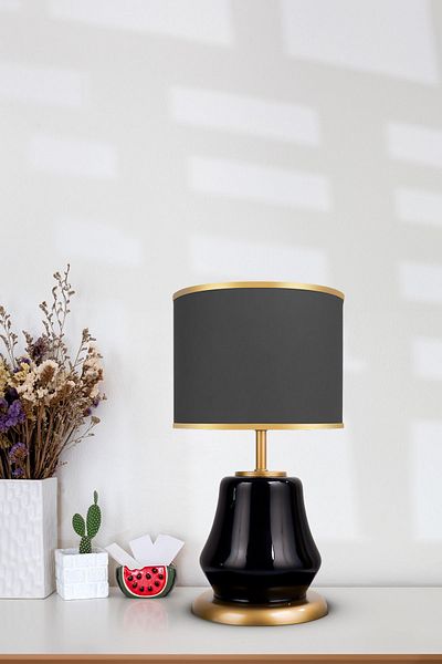 MINIMAL ETICARET VE BILGI TEKNOLOJILERI Elite Gloss Black Lampshade Glass