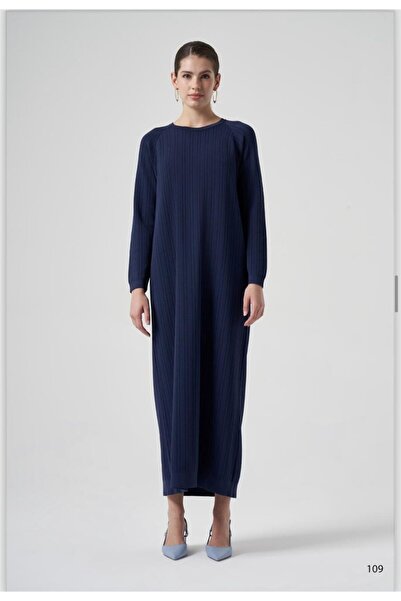 Nuss Φόρεμα με λεπτομέρεια ραφής σε μπλε ναυτικό - Μοντέλο 1414