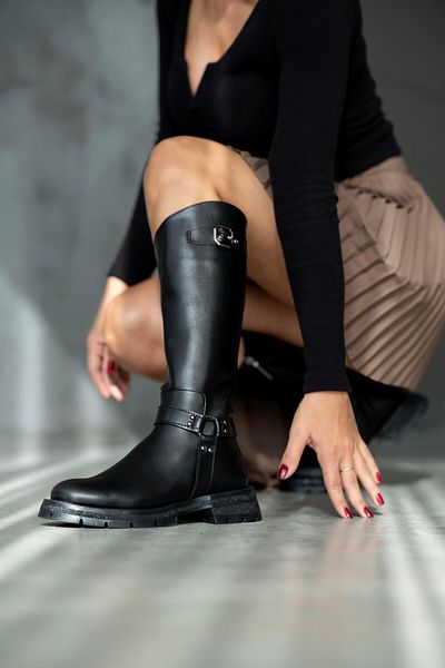sovrana Buckle Detailed Boots Black