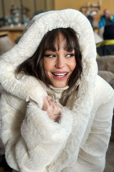 Açelya Okcu Premium Neptun Hooded Faux Fur Women's Coat