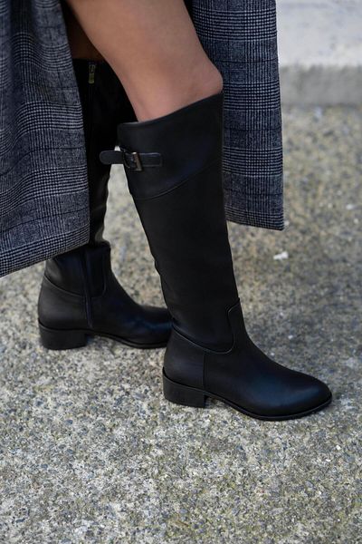 sovrana Belt Detailed Long Boots Black