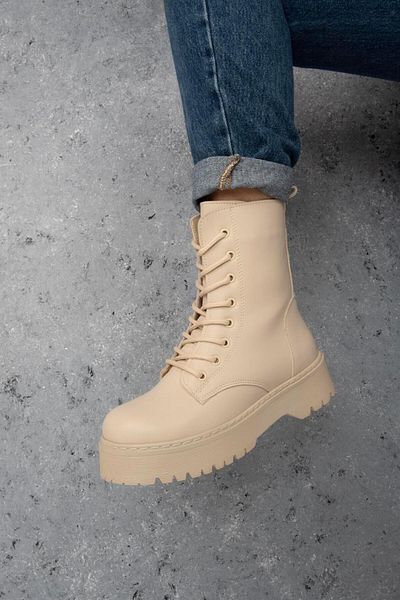 sovrana Original Sole Boots Beige