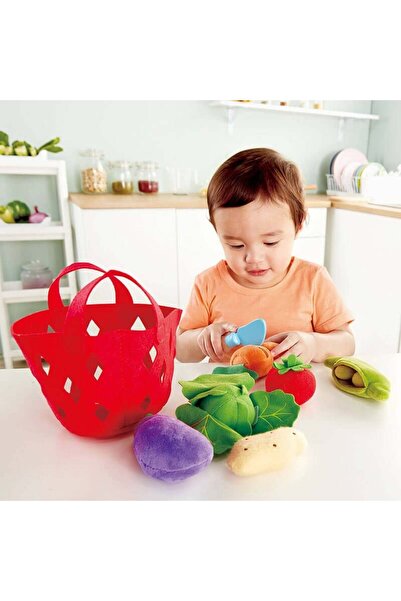 Hape لعبة طفل صغير بالخضار والدلو