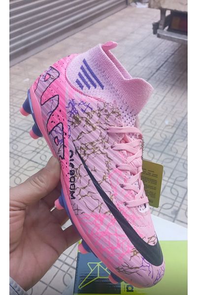 boybeyi New Season Laliga Comfortable Football Boots - New Color for Carpet and Grass Field