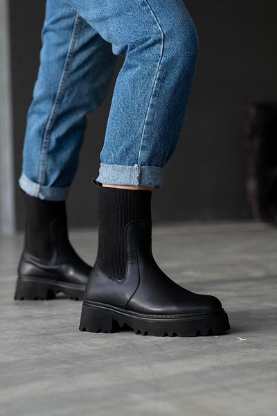 sovrana Thick Sole Rubber Detailed Boots Black