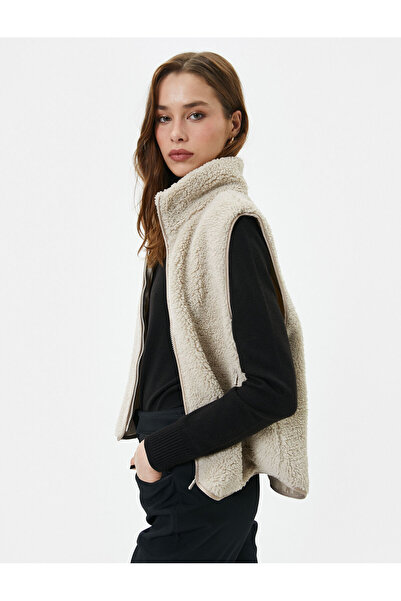 Koton سترة قطيفة بياقة واقفة ونصف سحاب - للاستخدام الخارجي