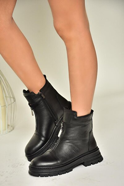 Fox Shoes T 555102203 Czarne, skórzane, niskie, damskie buty na obcasie