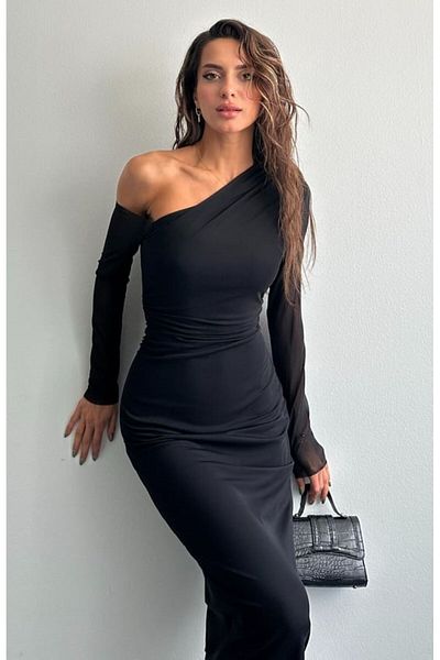 HARMONY GLOBAL Rochie neagră cu un singur umăr, cu detaliu drapat, lungime midi, căptușită din tul 10.227