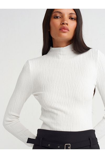 Dilvin 10631 Ecru Stand Collar Thin Textured Knitwear Sweater