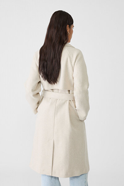 Stradivarius Yumuşak dokulu trençkot kaban