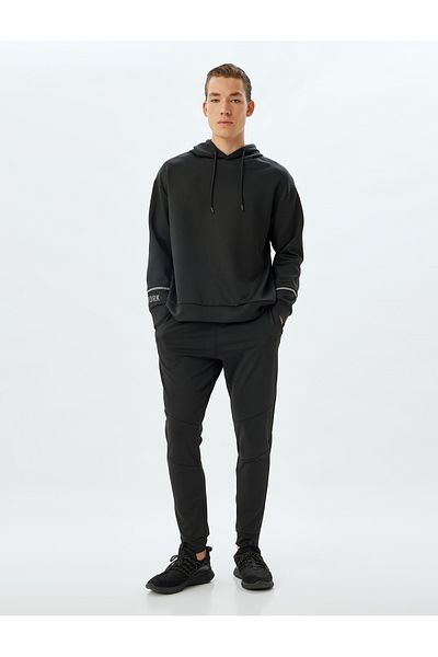 Koton Schwarze Herren-Jogginghose für Erwachsene 5WAM40089NK