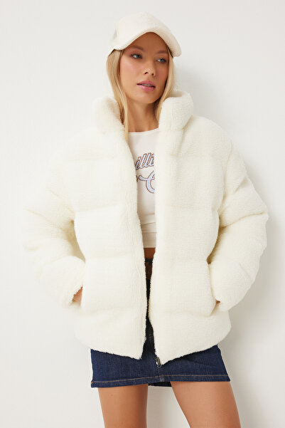 Happiness İstanbul Dámská bunda Ecru Stand Collar Plush Puffer Jacket Qa00002