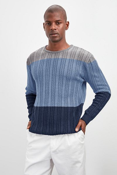 Trendyol Collection Grauer, schmal geschnittener Strickpullover mit Rundhalsausschnitt TMNAW20LS0025